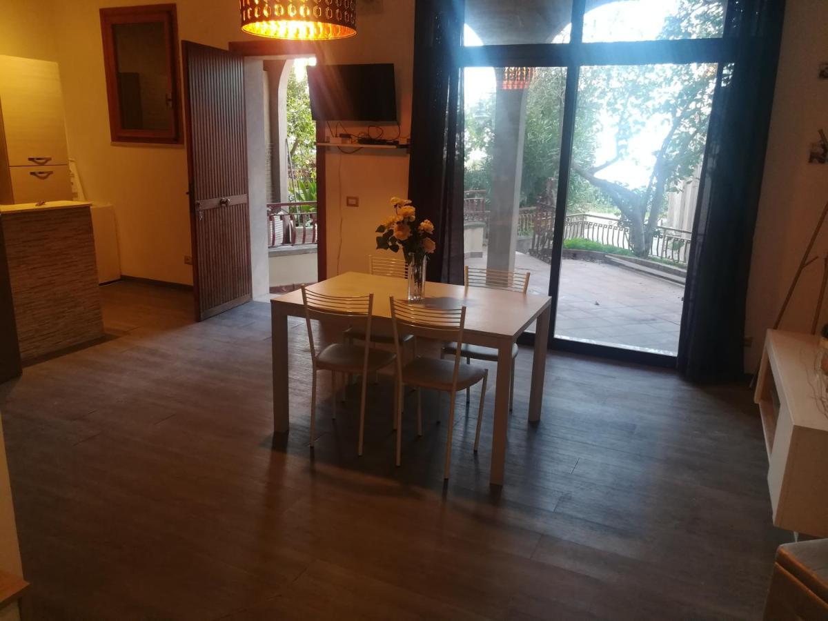 Elegance Apartment Taormina Летоянні Екстер'єр фото