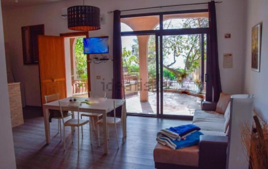 Elegance Apartment Taormina Летоянні Екстер'єр фото